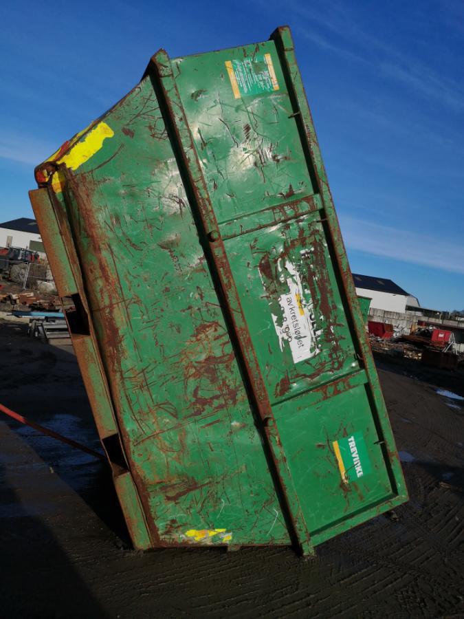 10m3 container med trucklommer 1