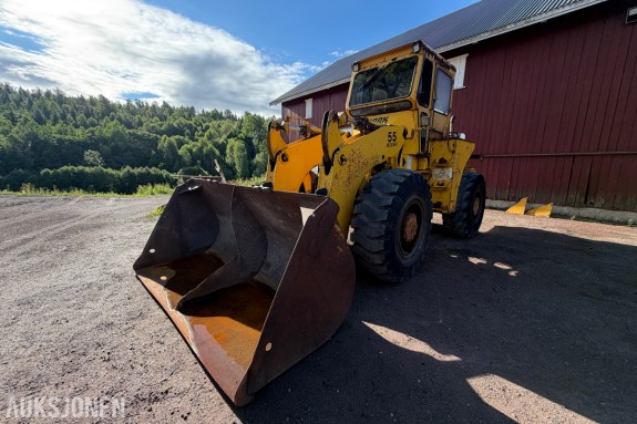 Michigan 55-3A Hjullaster - Clark Equipment - Perkins dieselmotor - Frontskuffe med lastekrok - Dekk 17.5-25