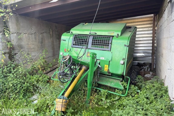 John Deere Premium 578 Rundballepresse