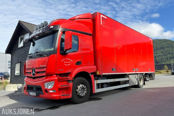 2023 Mercedes-Benz Actros 1833 skapbil/distribusjonsbil, 18 paller - EU godkjent til 09.02.2027