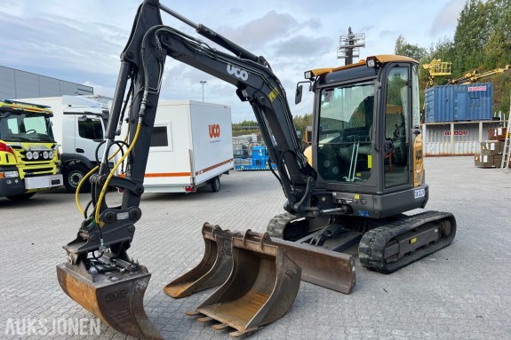 2017 Volvo ECR35D minigraver med 3 skuffer